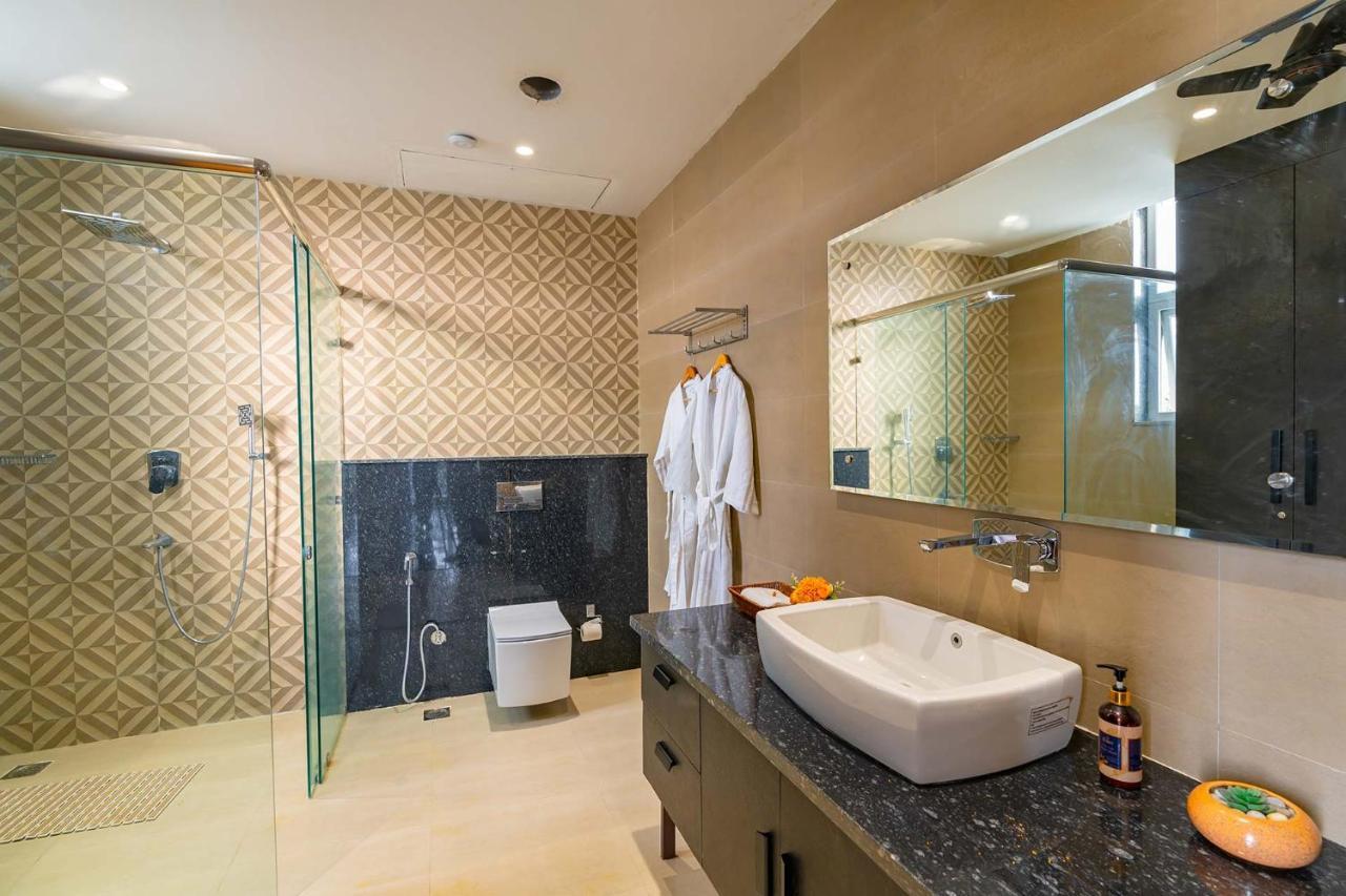 Stayvista At Le Blanc Escape W Outdoor Pool Sohna Εξωτερικό φωτογραφία